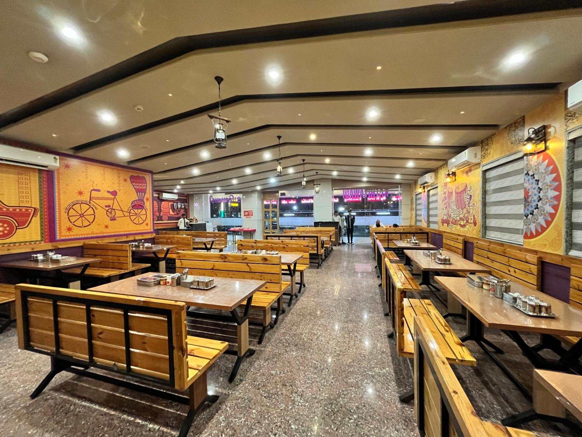 Hotel Grand Darshan 巴罗达 外观 照片
