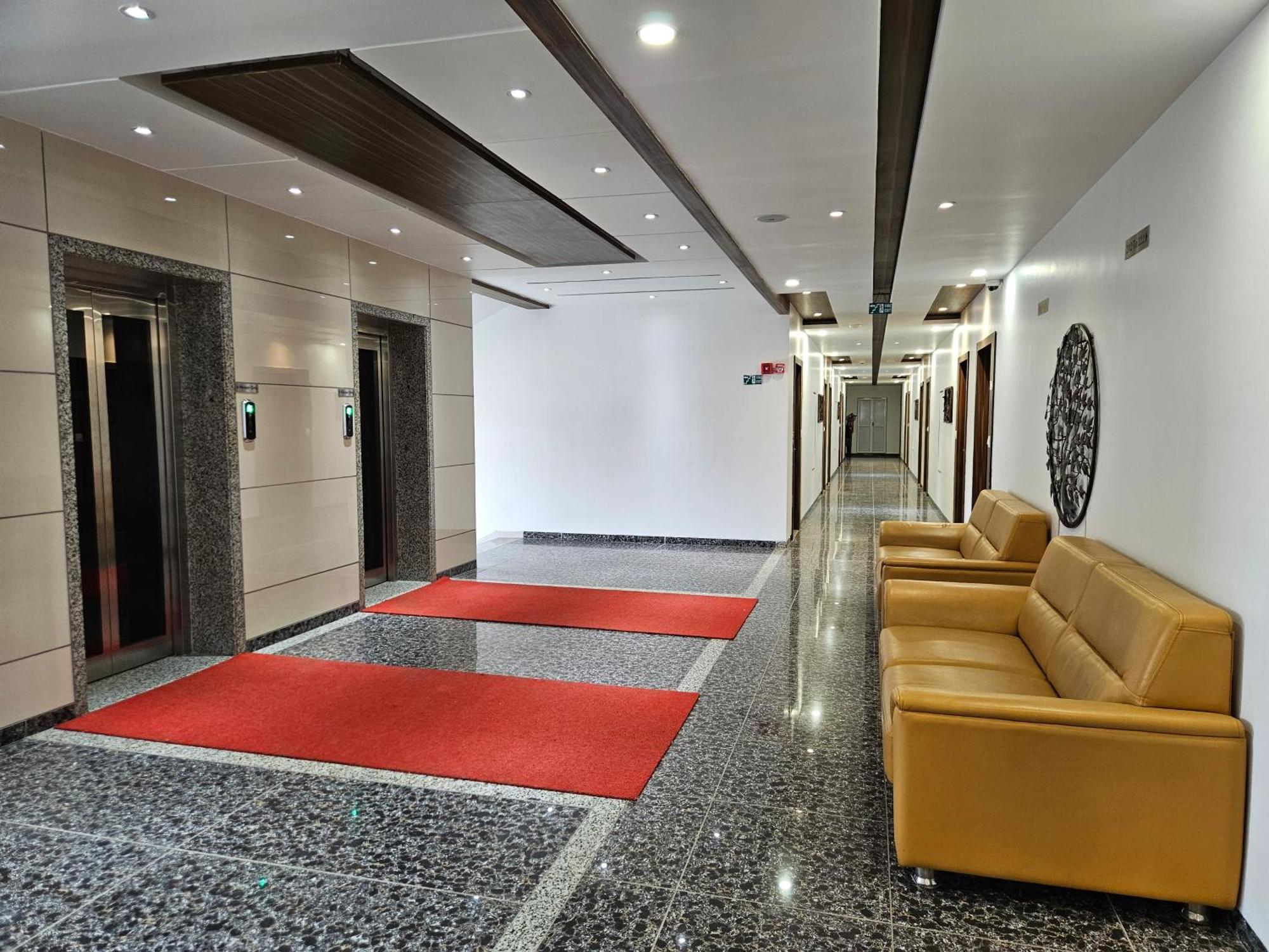 Hotel Grand Darshan 巴罗达 外观 照片