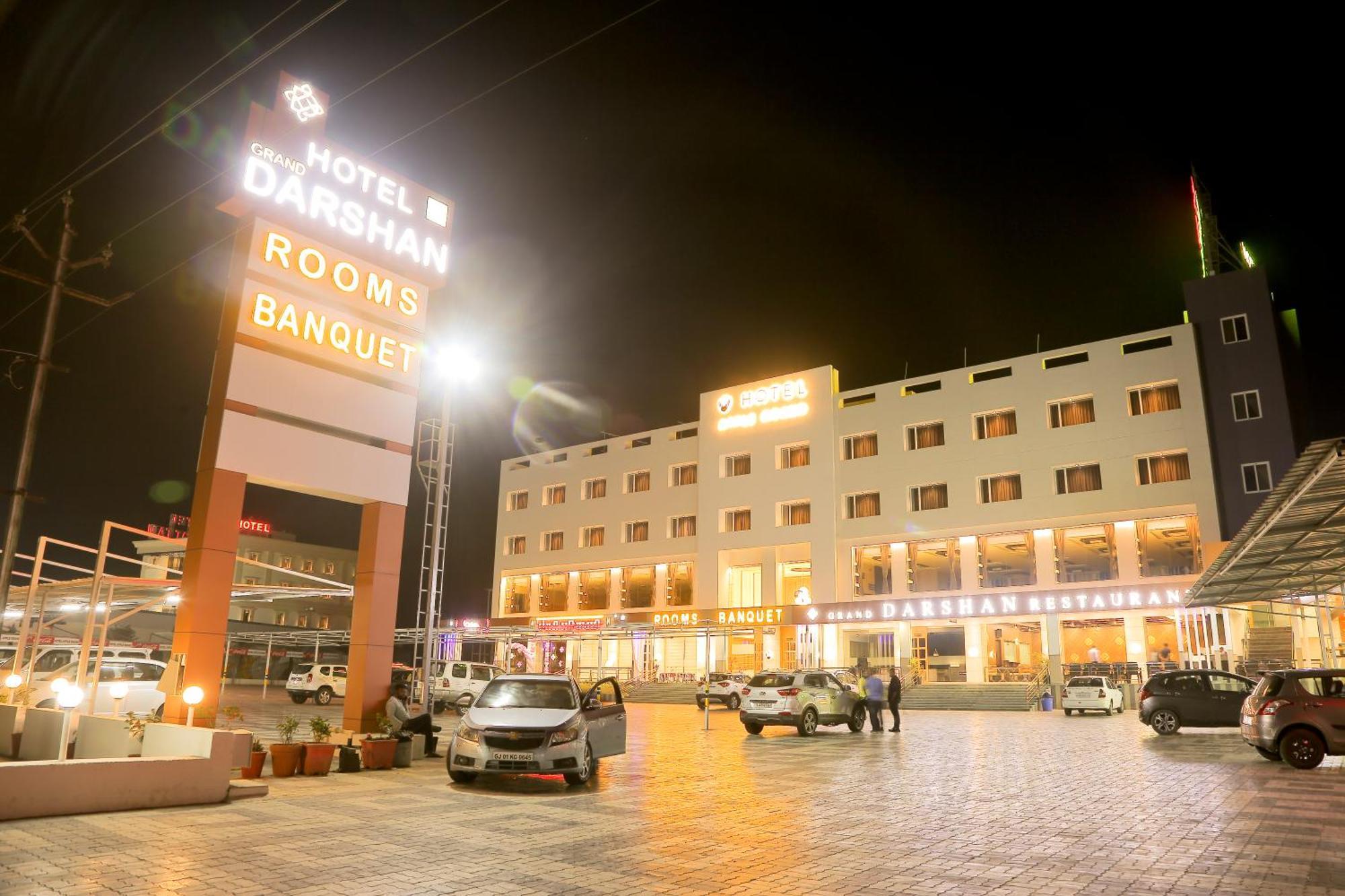 Hotel Grand Darshan 巴罗达 外观 照片
